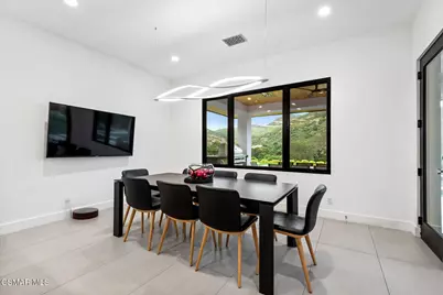 2786 Queens Garden Drive, Thousand Oaks, CA 91361 - Photo 18