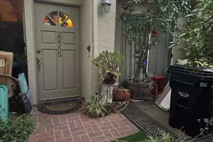 22305 Mission Cir, Chatsworth, CA 91311 - Photo 4