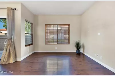 2327 Archwood Lane #124, Simi Valley, CA 93063 - Photo 6