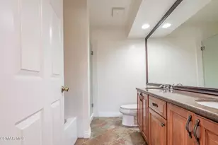 8710 Independence Ave, Canoga Park, CA 91304 - Photo 18