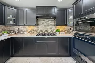 819 Riverrock Cir, Westlake Village, CA 91362 - Photo 18