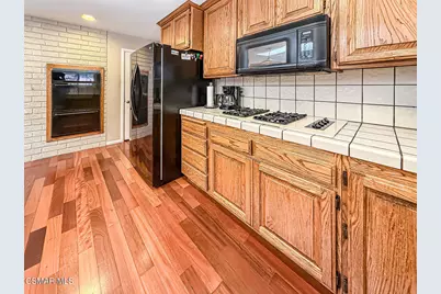 166 Whitworth Street, Thousand Oaks, CA 91360 - Photo 10