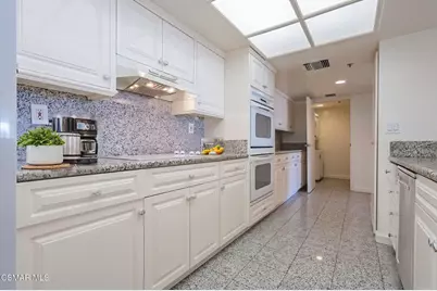 10660 Wilshire Boulevard #410, Los Angeles, CA 90024 - Photo 32