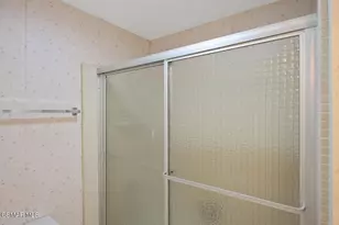 23325 Bessemer St, Woodland Hills, CA 91367 - Photo 20