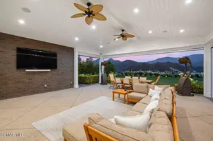 112 Hampstead Ct, Westlake Village, CA 91361 - Photo 14