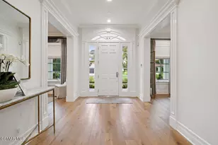 112 Hampstead Ct, Westlake Village, CA 91361 - Photo 4