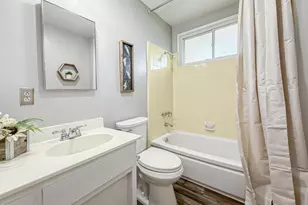 22537 Saticoy St, West Hills, CA 91307 - Photo 40