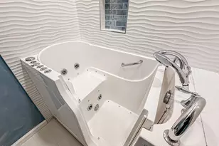 2098 Covington Ave, Simi Valley, CA 93065 - Photo 30