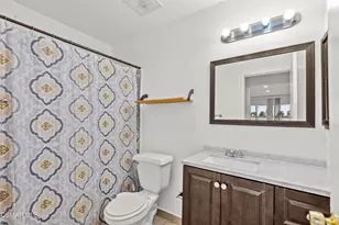 8800 Cedros Ave, Panorama City, CA 91402 - Photo 8