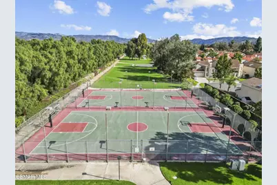 2508 Glenhurst Court, Simi Valley, CA 93063 - Photo 40