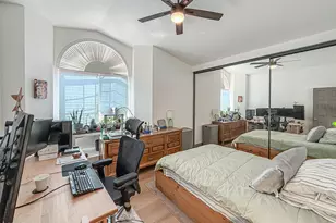 658 Llanerch Ln, Simi Valley, CA 93065 - Photo 32