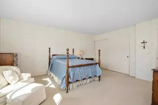 1642 Bucksglen Ct, Westlake Village, CA 91361 - Photo 22