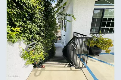 28219 Agoura Road #C & D, Agoura Hills, CA 91301 - Photo 4