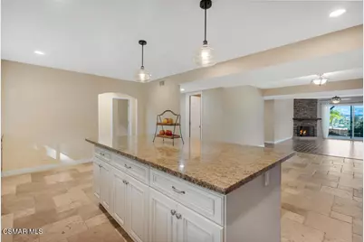 90 La Paz Court, Simi Valley, CA 93065 - Photo 8