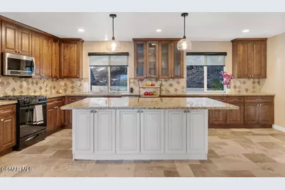 90 La Paz Court, Simi Valley, CA 93065 - Photo 4