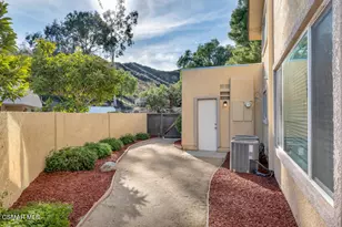 90 La Paz Ct, Simi Valley, CA 93065 - Photo 76