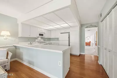 2126 Crespi Lane, Westlake Village, CA 91361 - Photo 32