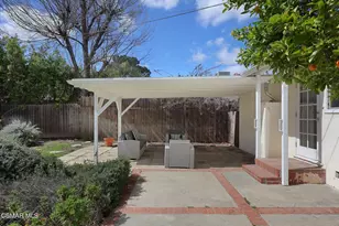 18020 Collins St, Encino, CA 91316 - Photo 26