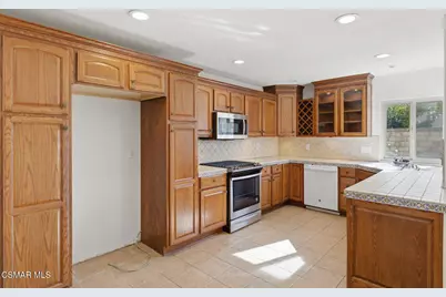 15494 Kernvale Avenue, Moorpark, CA 93021 - Photo 8