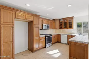 15494 Kernvale Ave, Moorpark, CA 93021 - Photo 8