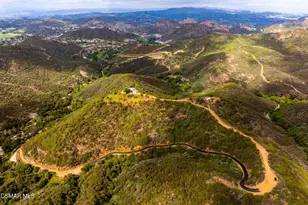 102 Carlisle Rd, Thousand Oaks, CA 91361 - Photo 1