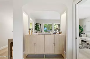 6454 Smoke Tree Ave, Oak Park, CA 91377 - Photo 8