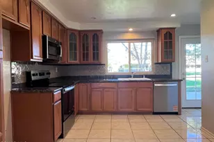 23220 Village 23, Camarillo, CA 93012 - Photo 4