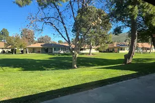 23220 Village 23, Camarillo, CA 93012 - Photo 22