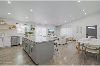 18712 Vicci Street, Canyon Country, CA 91351 - Photo 12