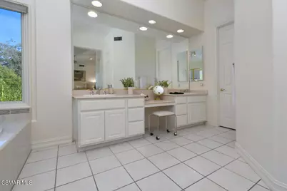 31775 Oak Ranch Court, Westlake Village, CA 91361 - Photo 48