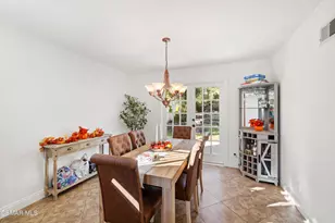 317 Los Vientos Dr, Newbury Park, CA 91320 - Photo 6