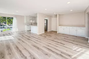 291 Sequoia Ct, Thousand Oaks, CA 91360 - Photo 4