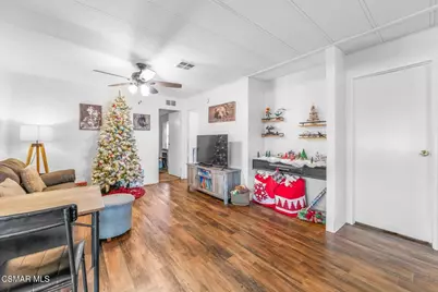 15750 Arroyo Drive #237, Moorpark, CA 93021 - Photo 12