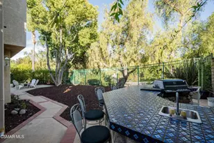 368 Pellburne Ct, Simi Valley, CA 93065 - Photo 52