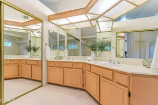 368 Pellburne Ct, Simi Valley, CA 93065 - Photo 30