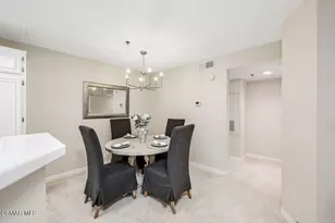 697 Sutton Crest Trail, Oak Park, CA 91377 - Photo 10