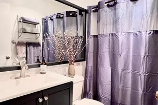 15652 Hillview Ln, Granada Hills, CA 91344 - Photo 16