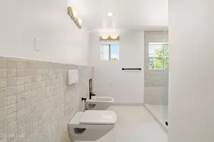 2183 E Chesterton St, Simi Valley, CA 93065 - Photo 10