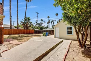 17400 Cantlay St, Lake Balboa, CA 91406 - Photo 26