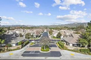 2046 Freesia Ave, Simi Valley, CA 93063 - Photo 32