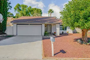 22949 Sycamore Creek Dr, Valencia, CA 91354 - Photo 2