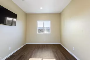 84 Via Katrina, Newbury Park, CA 91320 - Photo 32