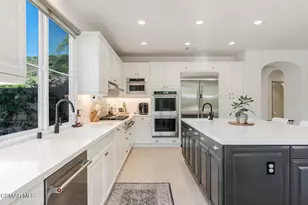 551 Running Creek Ct, Simi Valley, CA 93065 - Photo 22