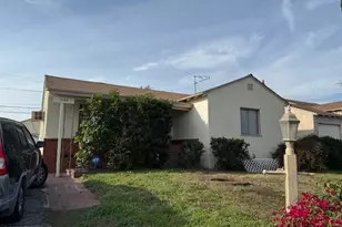 2109 N Lincoln St, Burbank, CA 91504 - Photo 1