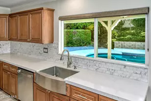 855 Triunfo Canyon Rd, Westlake Village, CA 91361 - Photo 16