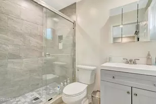 7322 Lindley Ave, Reseda, CA 91335 - Photo 32