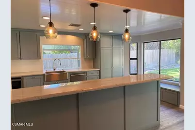 2147 Meadow Brook Court, Thousand Oaks, CA 91362 - Photo 4