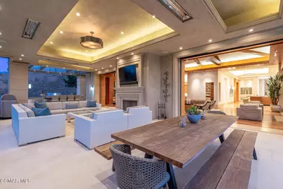 1300 Woodland Grove Court, Westlake Village, CA 91362 - Photo 38