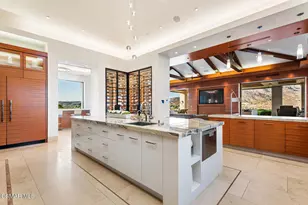 1300 Woodland Grove Ct, Westlake Village, CA 91362 - Photo 14