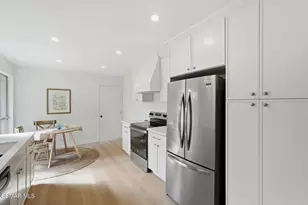 1208 Village 1, Camarillo, CA 93012 - Photo 10